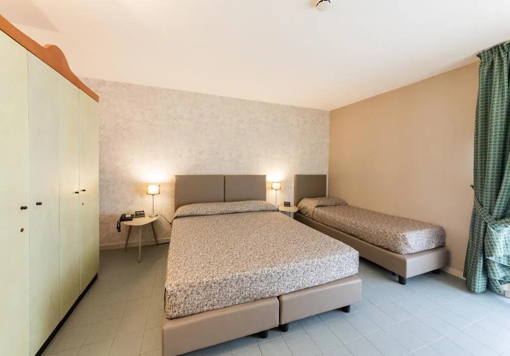 TRIPLE STANDARD Room, Athenaeum Palermo, Palermo