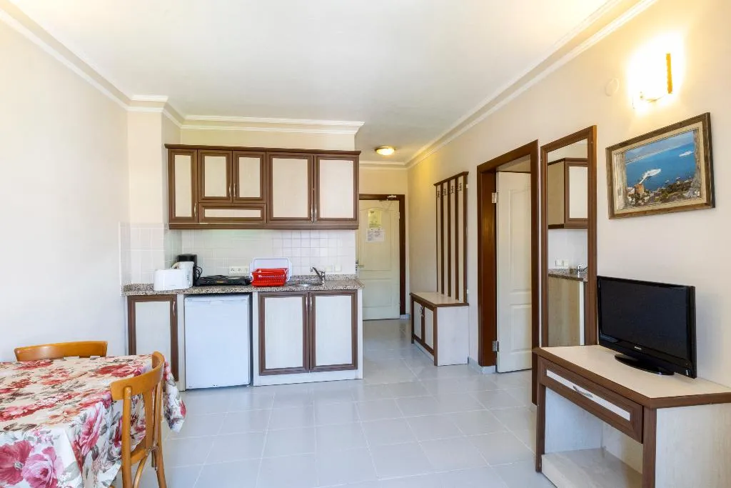 APARTMENT ONE BEDROOM Room, May Flower Aparthotel, Antalya