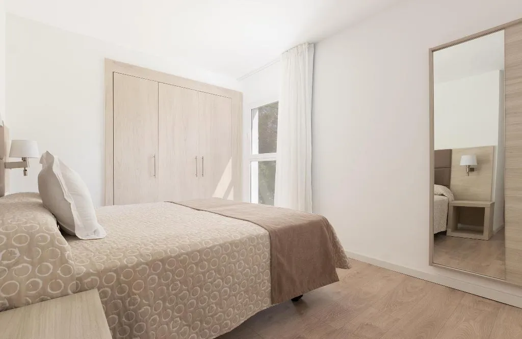 APARTMENT TWO BEDROOMS Room, Hotel Palia Puerto Del Sol, Majorca