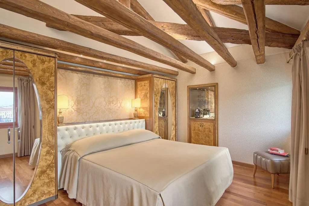SUITE STANDARD Room, Santa Chiara, Venice