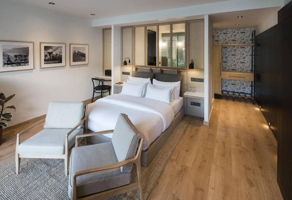 Room, Quinta de S. Bernardo Winery & Farmhouse, Porto
