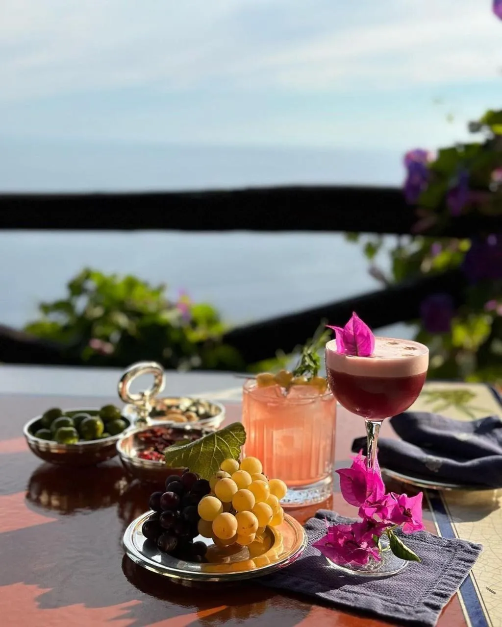 Bar, Monastero Santa Rosa Hotel & Spa, Naples