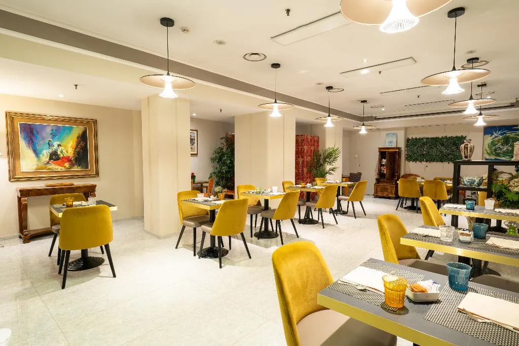 Restaurant, Regina, Milan