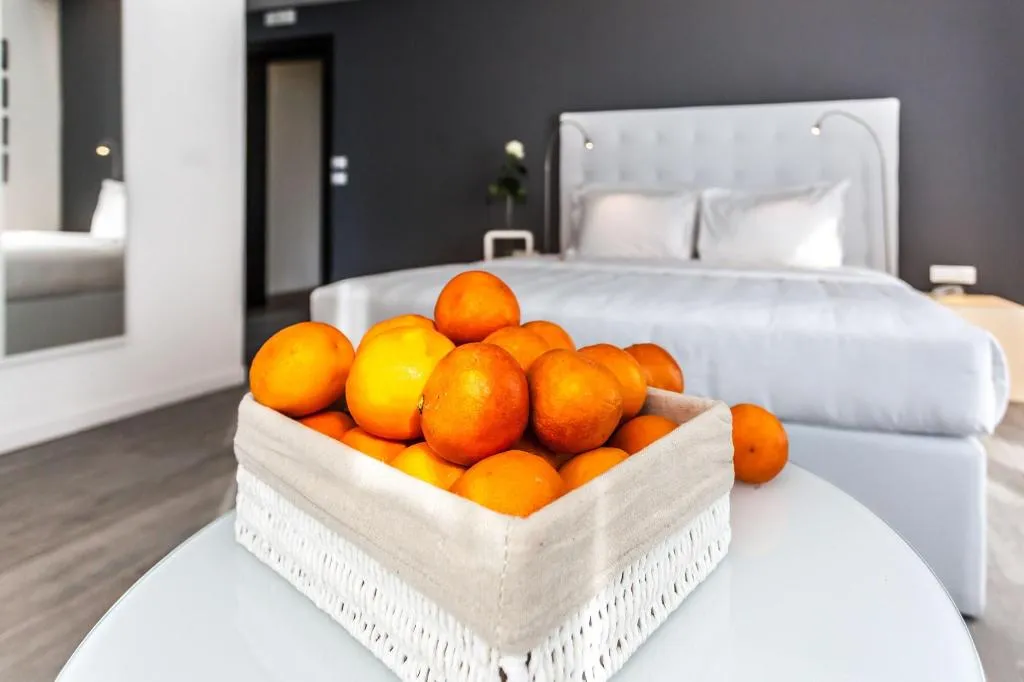 Room, M2M Made To Measure, Milan