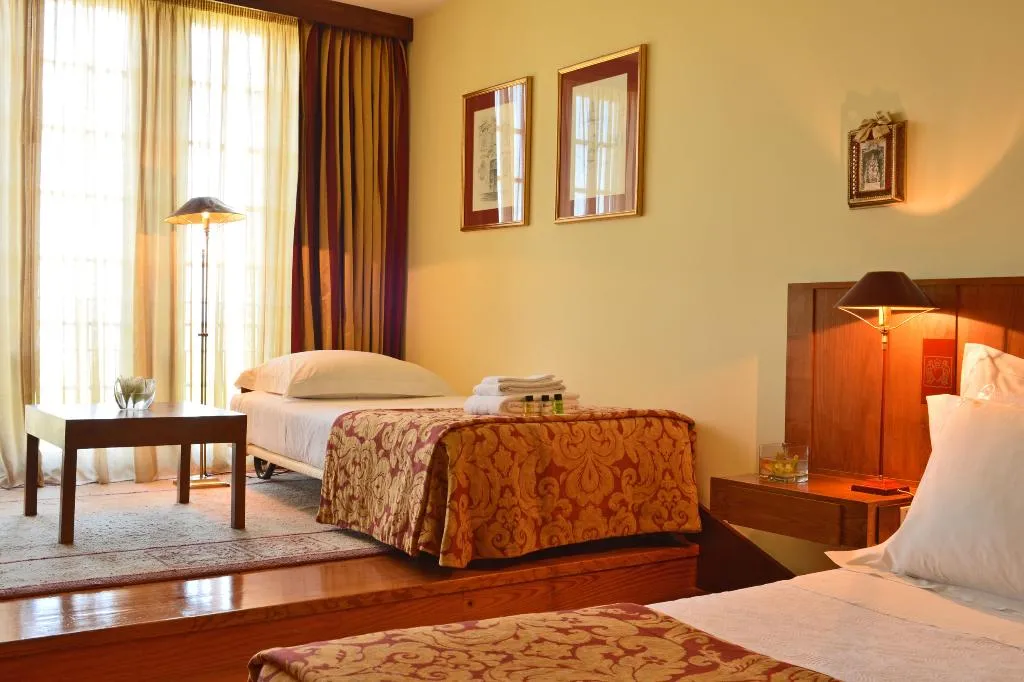 Double or Twin SUPERIOR Room, Pousada Mosteiro de Guimaraes - Monument Hotel, Porto
