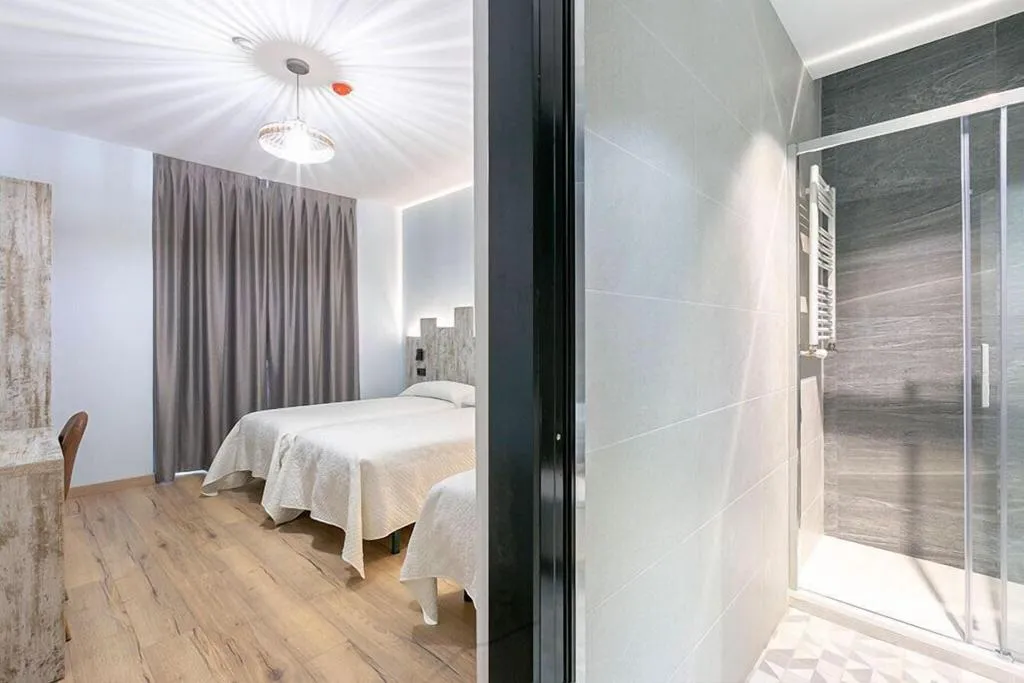 Room, Hostal Anta N Marta N, Madrid