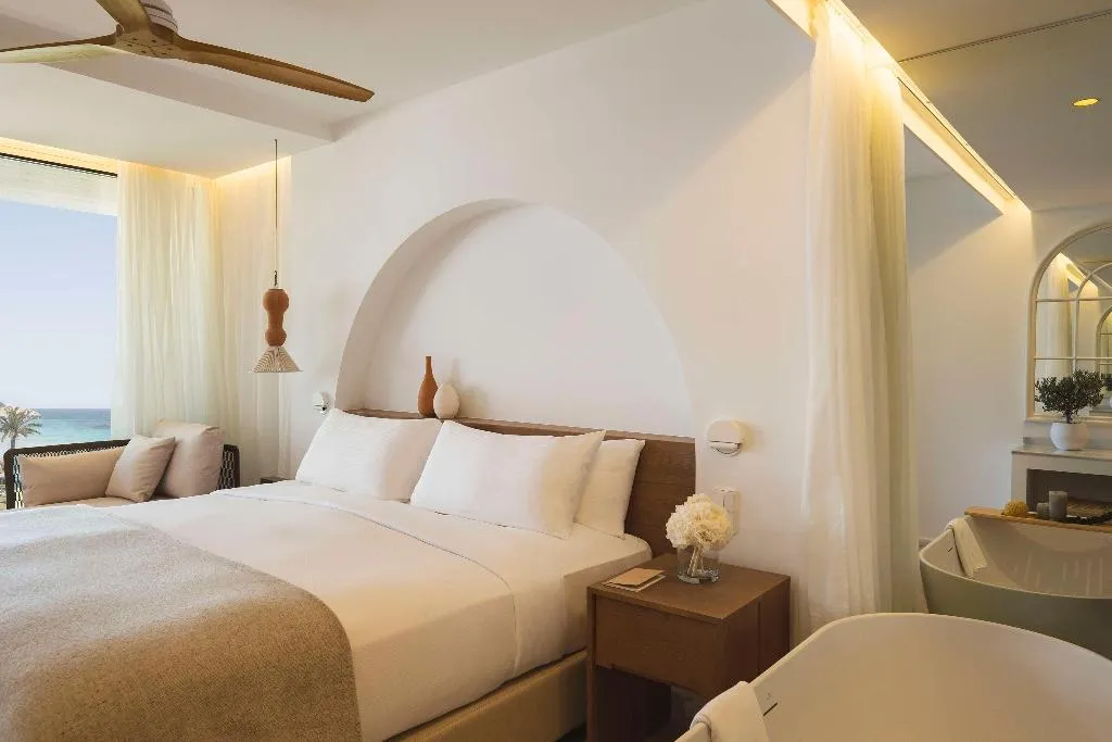 JUNIOR SUITE STANDARD Room, Villa Le Blanc Gran Meliá Hotel, Menorca