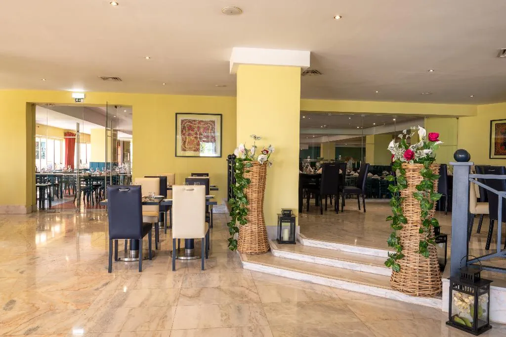 Restaurant, Vila Gale Cerro Alagoa, Algarve