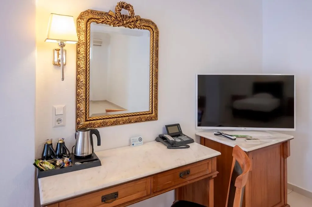 DOUBLE GARDEN VIEW Room, SMY Mediterranean White, Athens