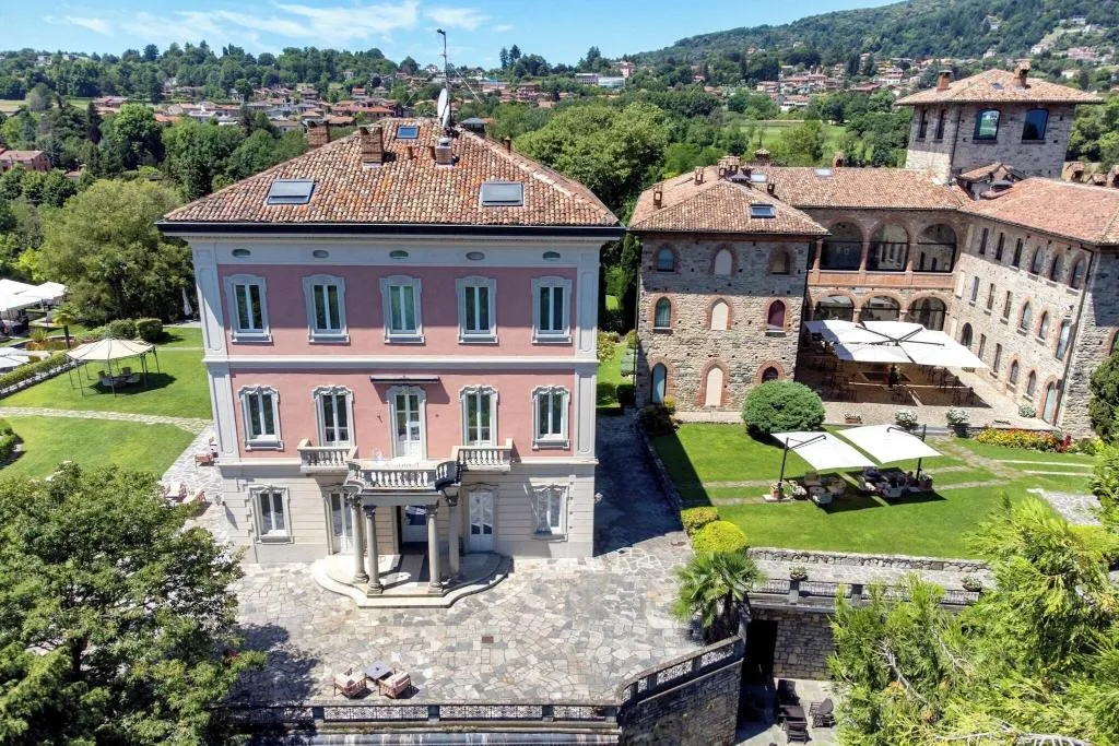 General view, Castello di Casiglio, Milan