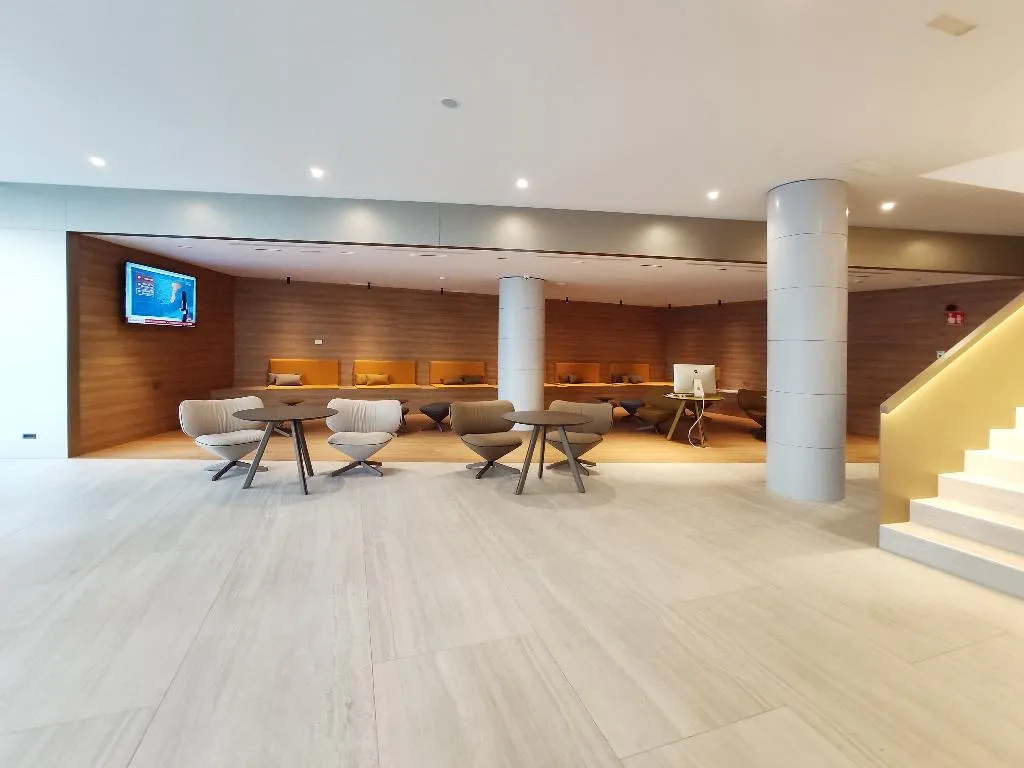 Lobby, Macia Sevilla Kubb, Seville
