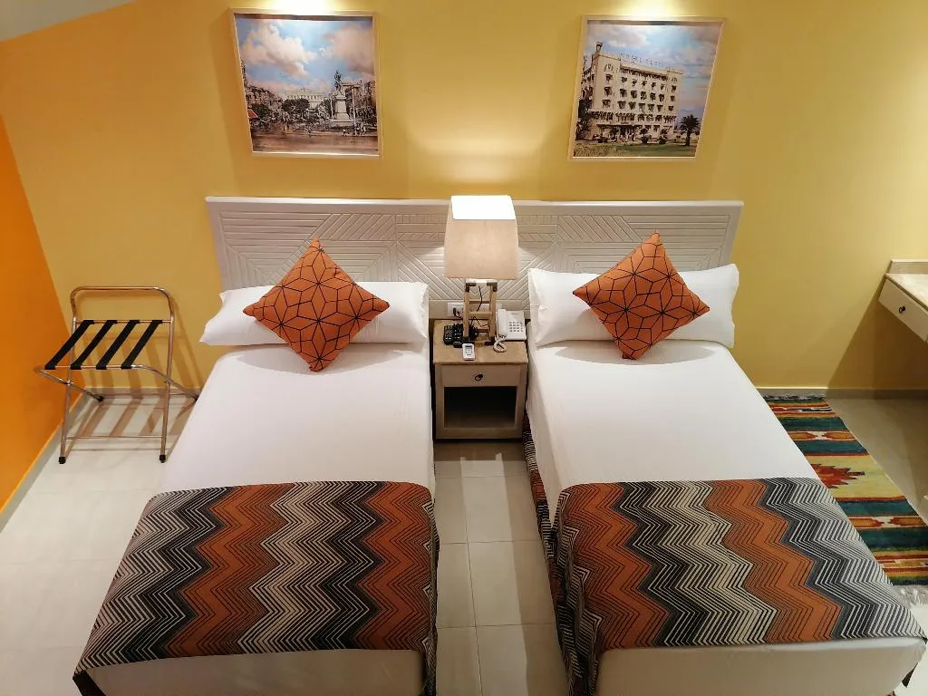 DOUBLE DELUXE Room, Almadiafa Hotel, Cairo