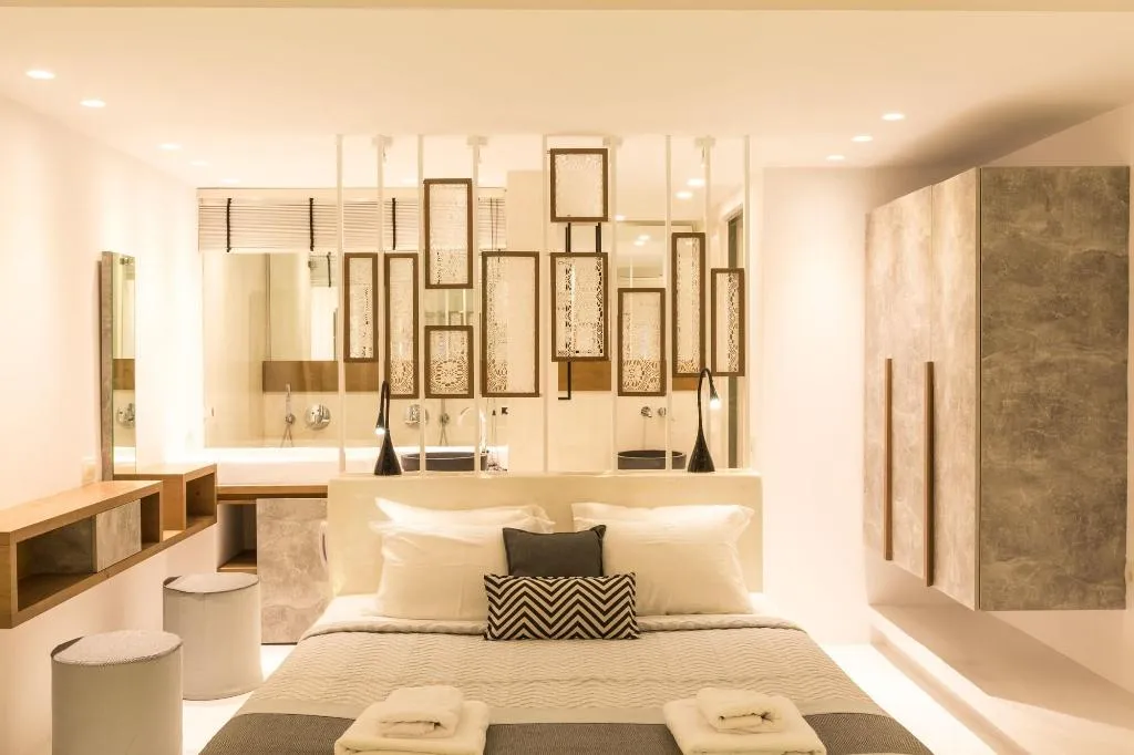 Room, Oia Suites, Santorini