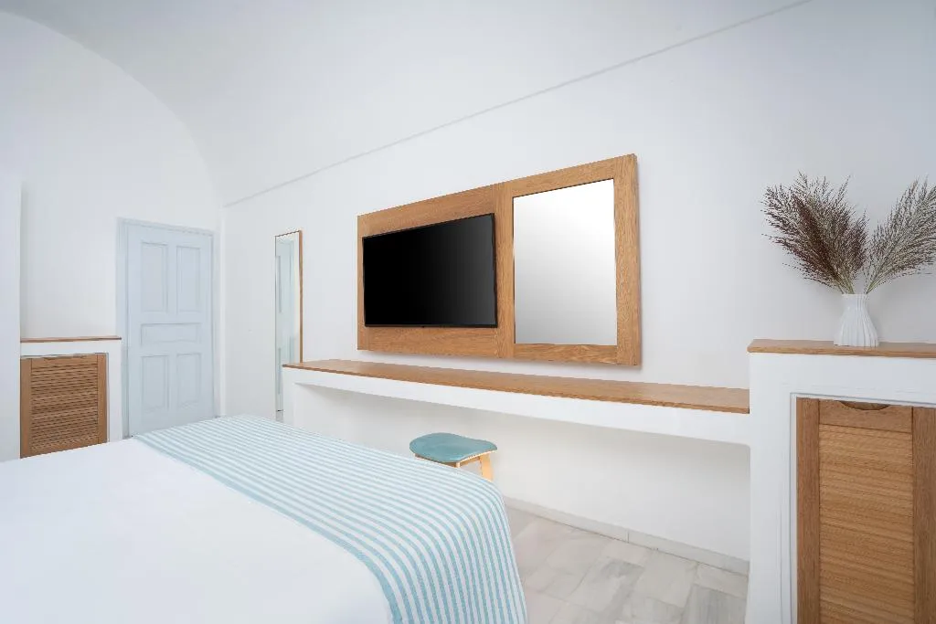 DOUBLE CLASSIC Room, Santorini Kastelli Resort, Santorini