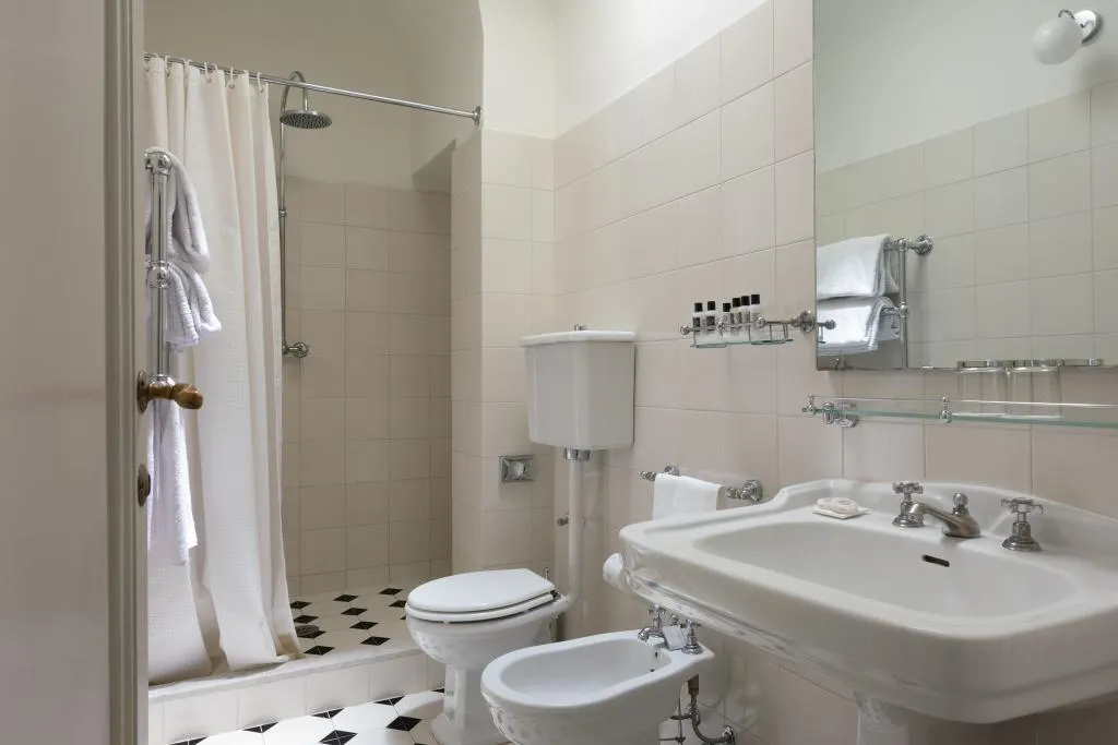 DOUBLE CLASSIC Room, Loggiato Dei Serviti, Florence