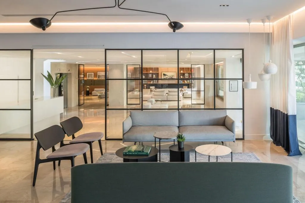 Lobby, Amarilia, Athens