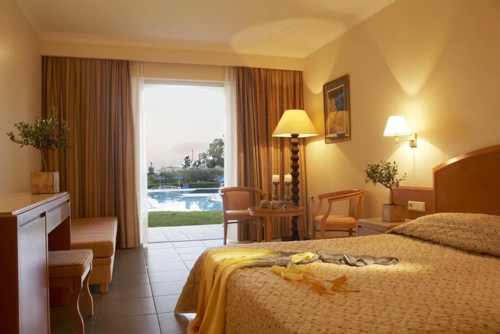 BUNGALOW SUPERIOR POOL VIEW Room, Pilot Beach Resort, Crete