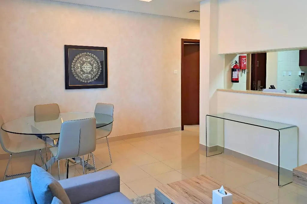 Double or Twin EXECUTIVE ONE BEDROOM Room, Barceló Residences Dubai Marina, Dubai