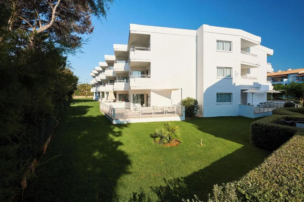 General view, Hipotels Apartamentos Cala Bona, Majorca