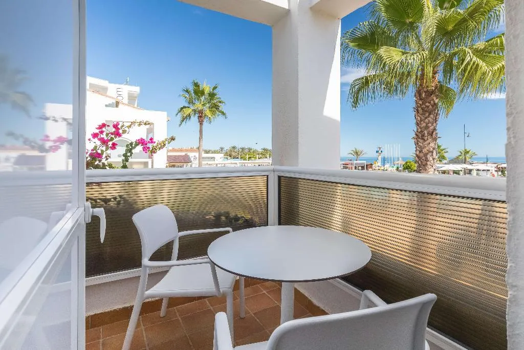 Room SUPERIOR SEA VIEW Room, Occidental Torremolinos Playa, Costa Del Sol