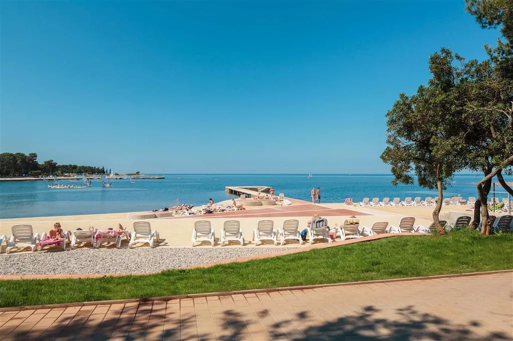 Beach, Apartments Katoro Plava Laguna, Istria