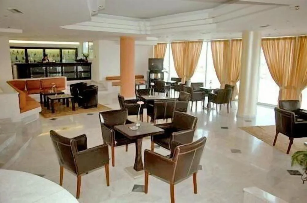 Lobby, Messinian Bay Hotel, Kalamata