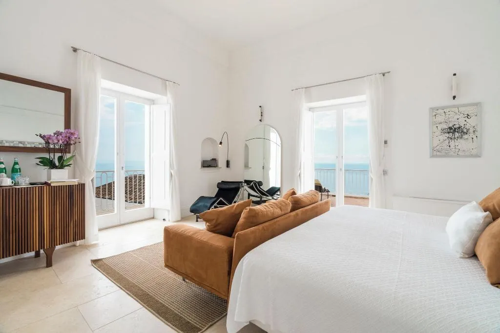 SUITE TWO QUEEN BEDS Room, Villa Magia, Naples