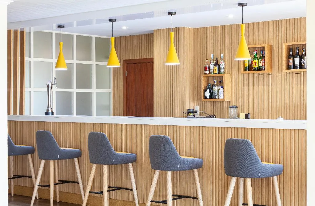 Bar, D. Luis - Coimbra, Porto