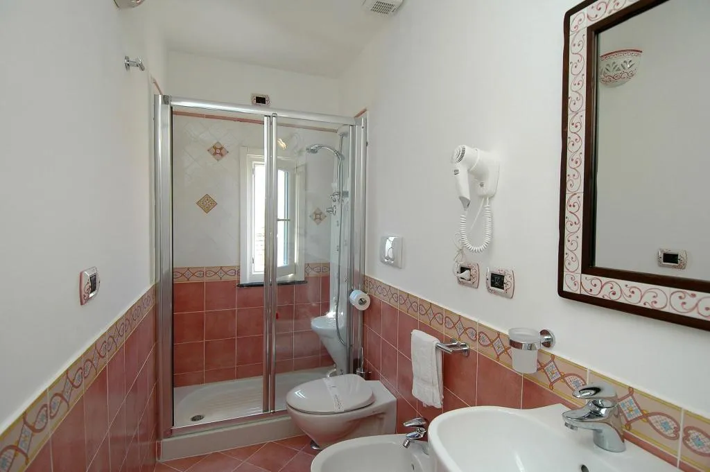 DOUBLE SUPERIOR QUEEN BED Room, L'Antico Convitto, Naples