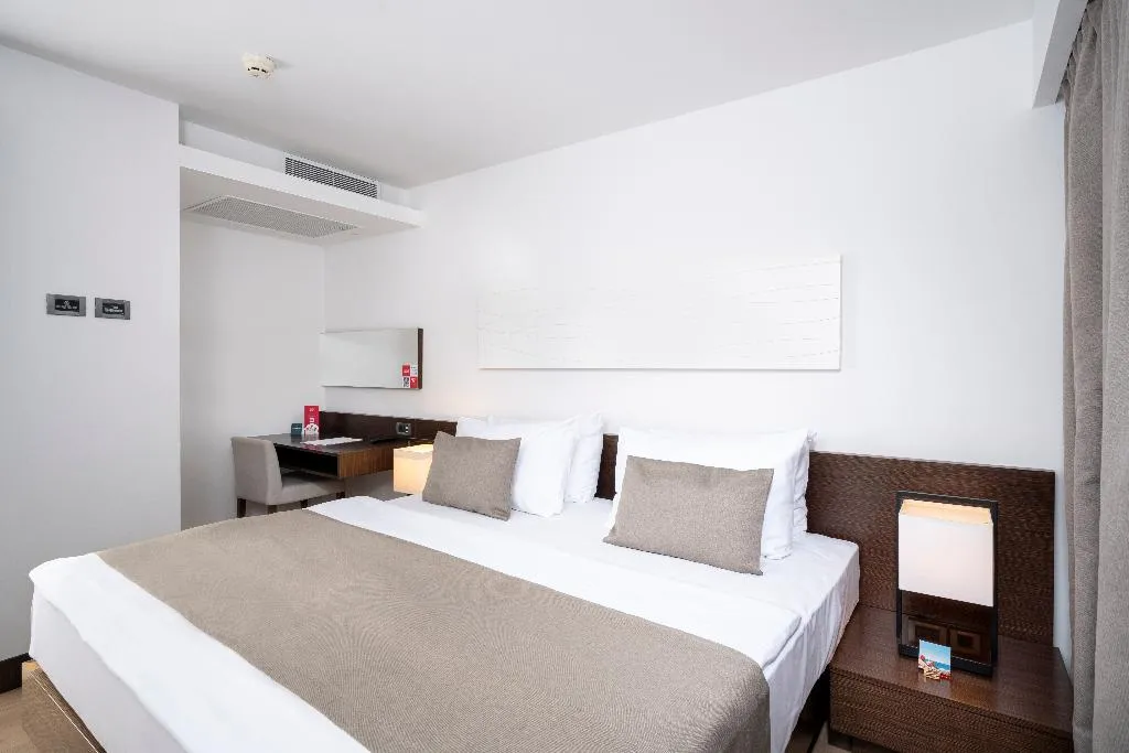 SUITE PARK VIEW WITH BALCONY Room, Hotel Parentium, Istria