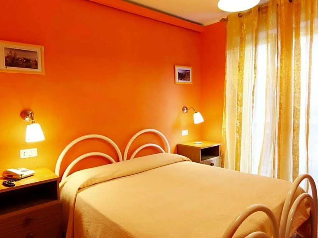 Room, Inn Piero, Taormina