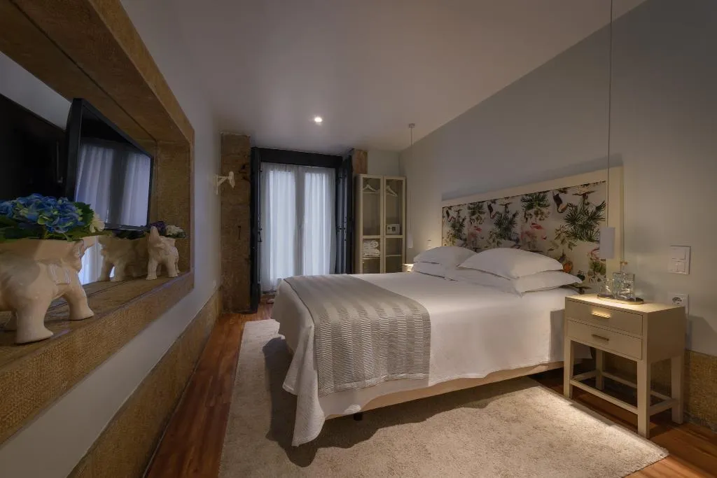 Double or Twin STANDARD Room, Alecrim Ao Chiado, Lisbon