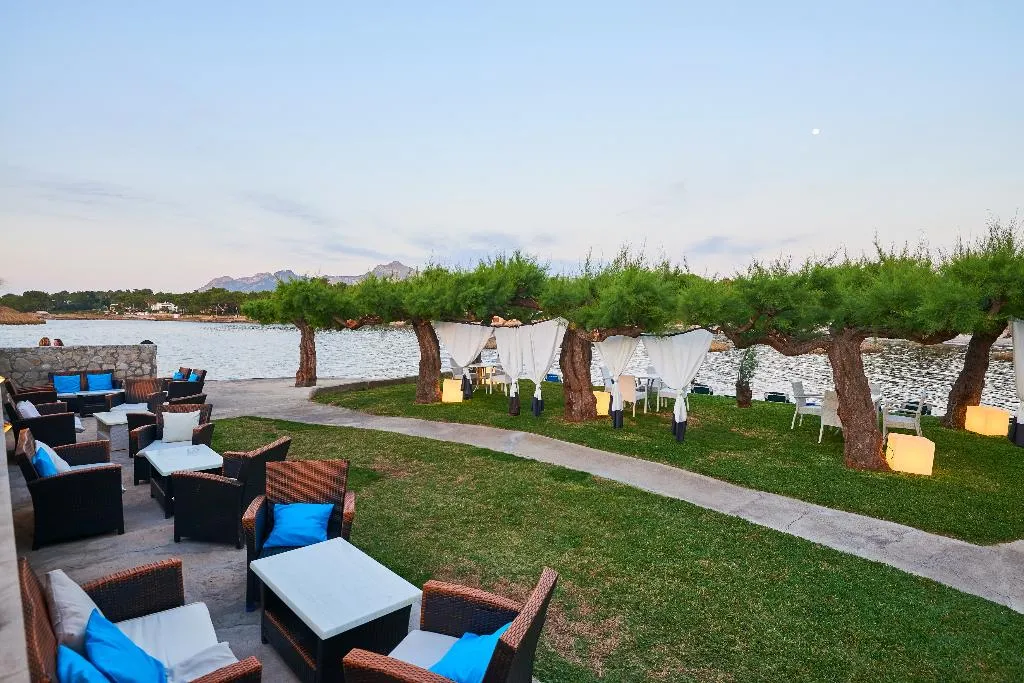 Terrace, More, Majorca