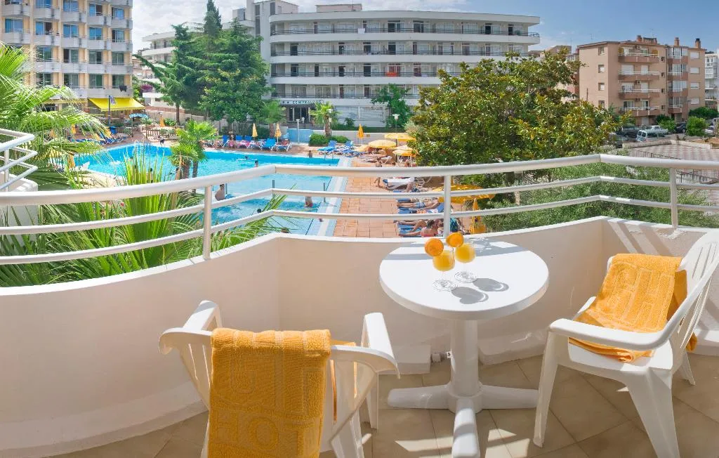 DOUBLE POOL VIEW Room, GHT Oasis Tossa & Spa, Costa Brava