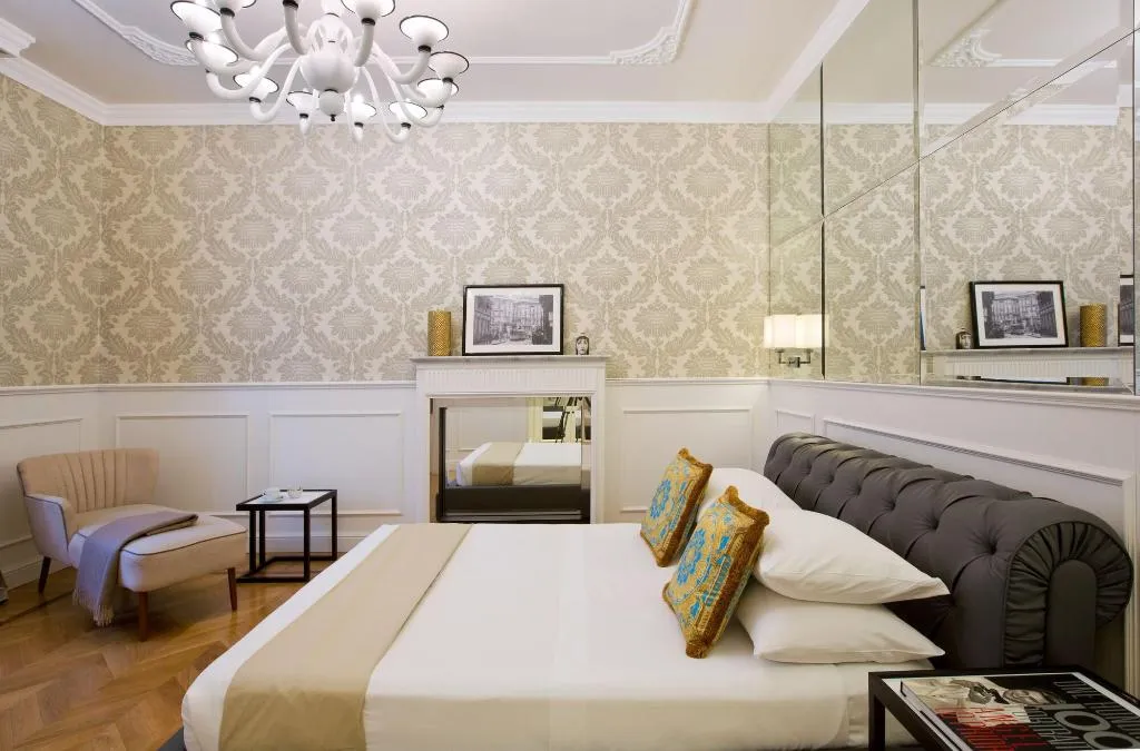 Room, Luxury Duomo Rooms, Milan