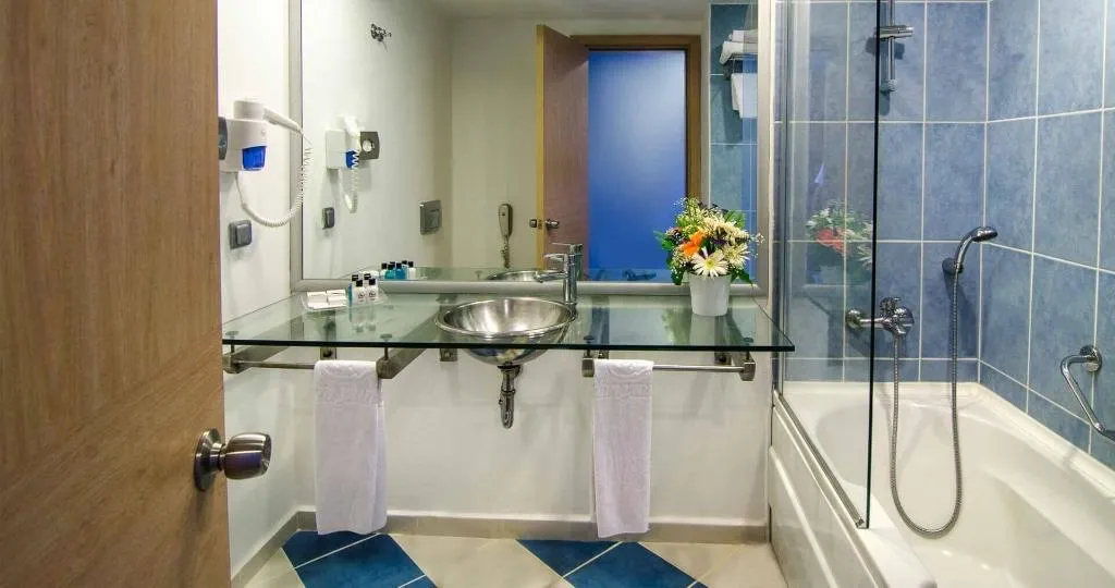 DOUBLE DELUXE SEA VIEW Room, Altin Yunus Resort & Thermal Hotel, Izmir