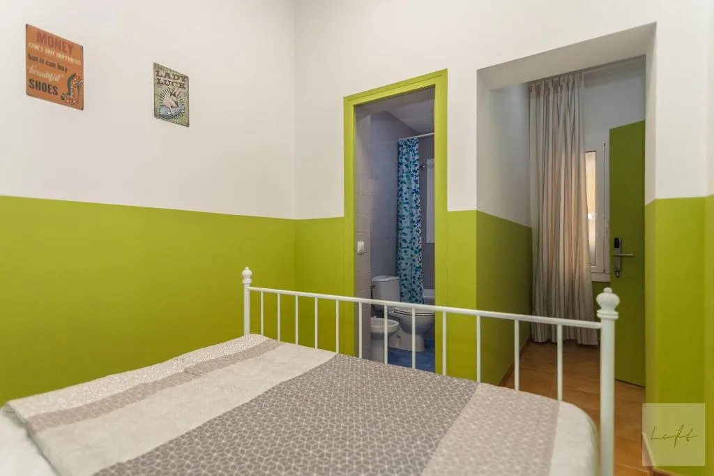 Room, Neptuno Hostal, Costa Brava