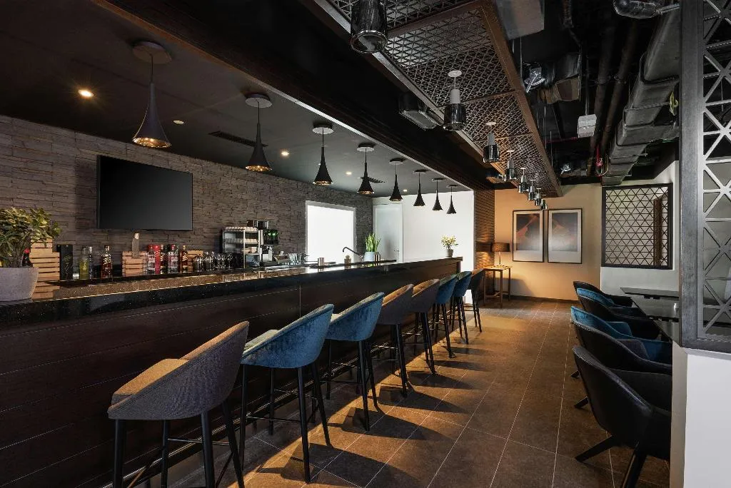 Bar, Hampton by Hilton Dubai Al Barsha, Dubai