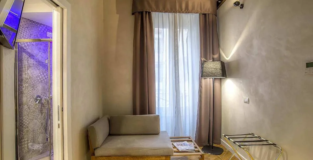 TRIPLE SUPERIOR Room, Elite, Rome