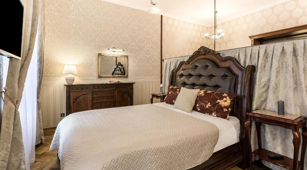 Room, Exclusive Royal Apartments, Krakow