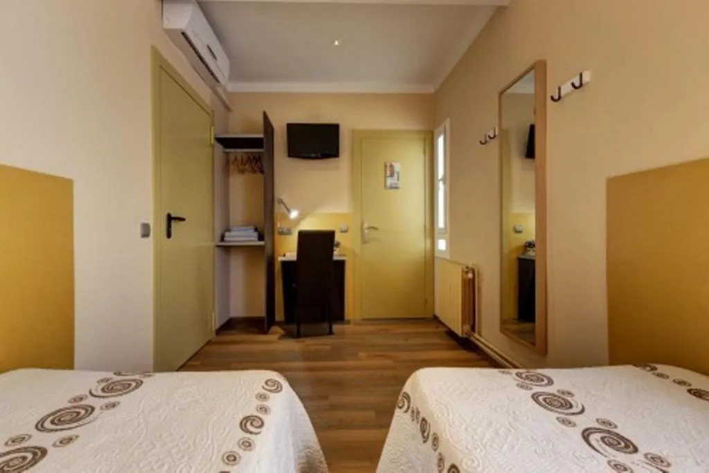 DOUBLE STANDARD Room, Hostal Barcelona, Barcelona