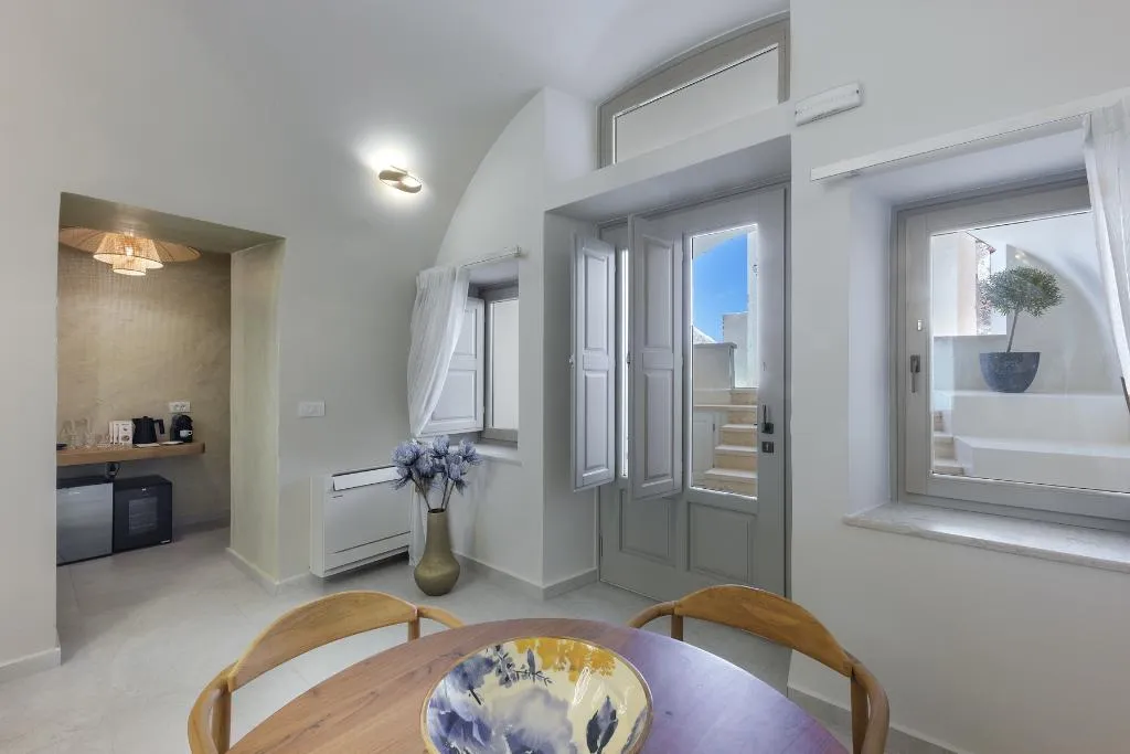 SUITE PREMIER Room, La Madeleine Oia, Santorini