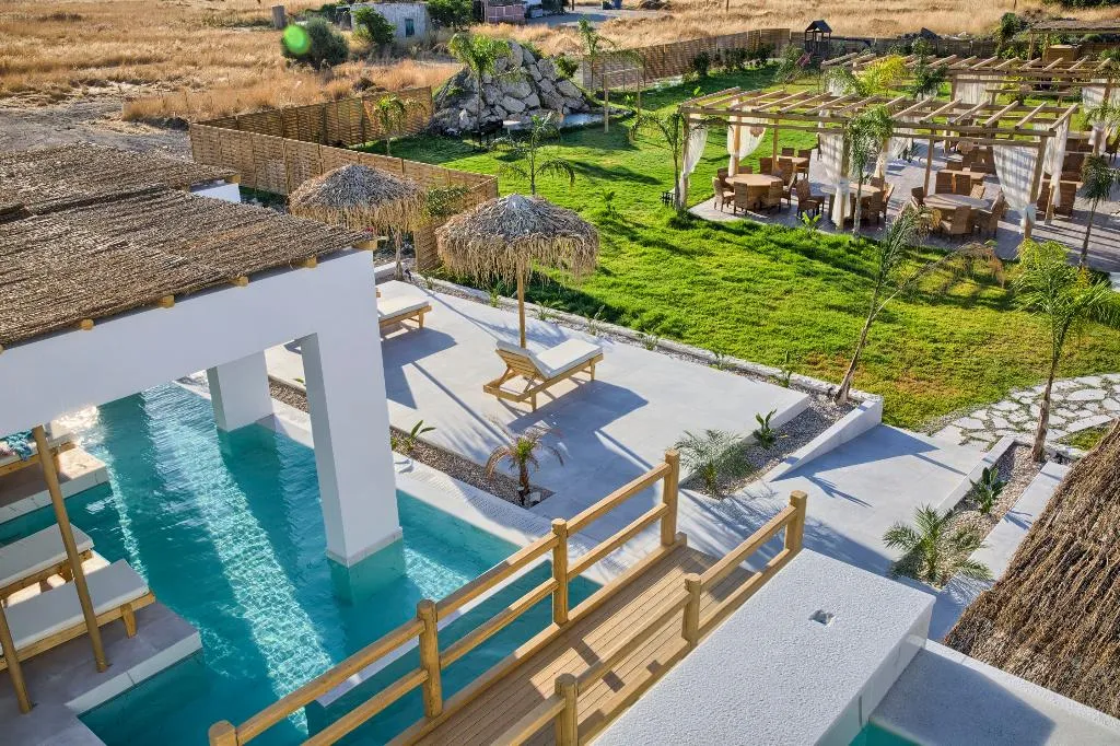 SUITE WITH PRIVATE POOL Room, Alia suites & Alia beachfront suites and spa, Rhodes