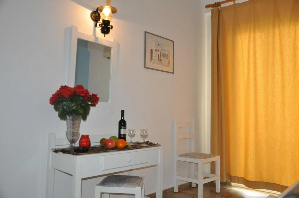 Room, Alexandra Rooms, Crete