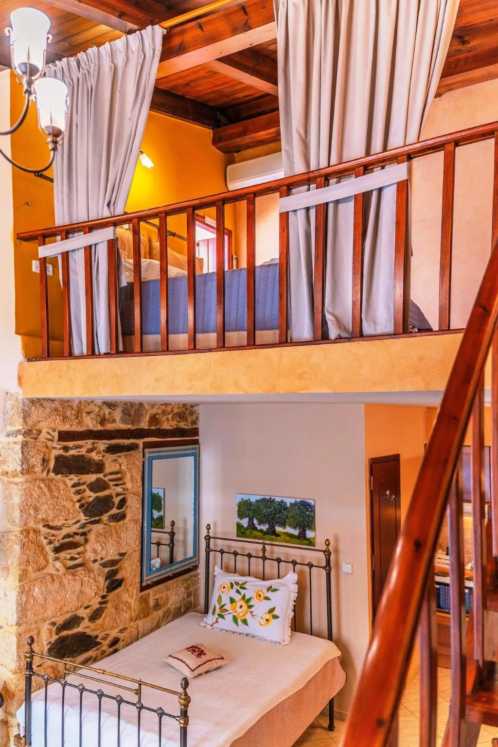 Room, Idili Traditional House, Crete