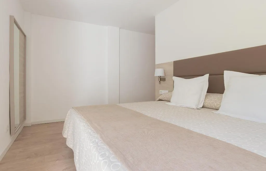 APARTMENT TWO BEDROOMS Room, Hotel Palia Puerto Del Sol, Majorca