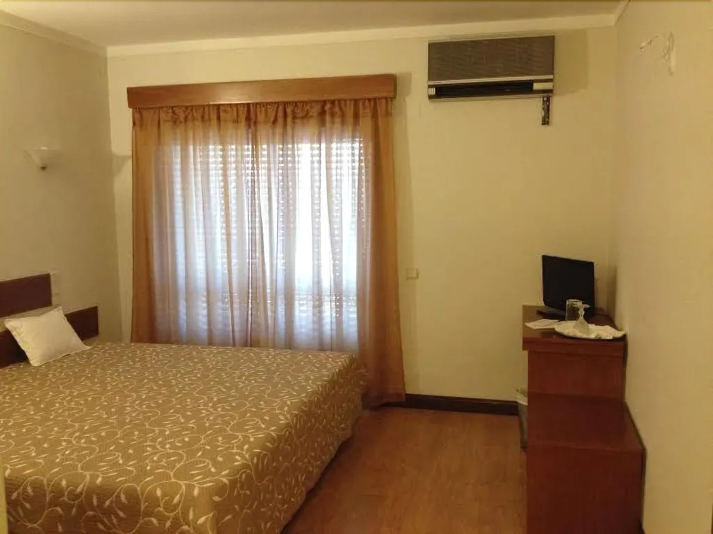 Room, Carvalhais Residencial, Porto