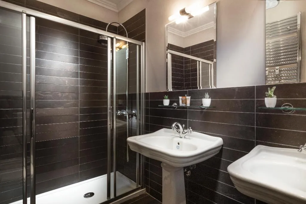 APARTMENT CAPACITY 5 Room, Manfredi Luxury  Apartments, Rome