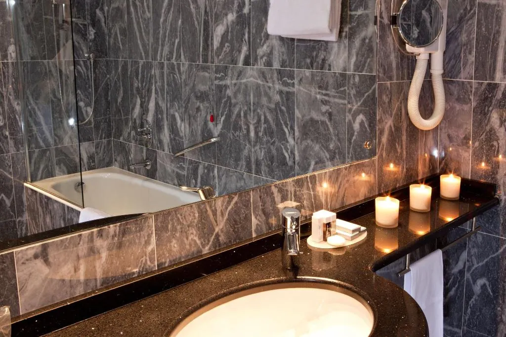 Double or Twin DELUXE Room, Hotel Manin Milano, Milan