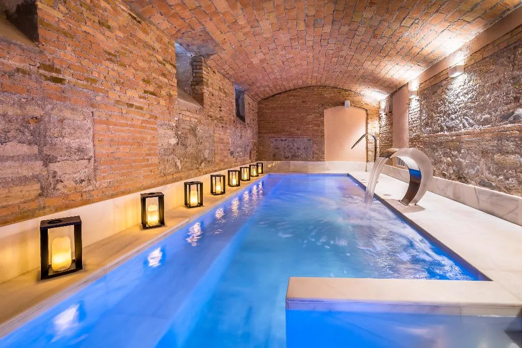 Pool, Palacio Gran Via, A Royal Hideaway Hotel, Andalucia
